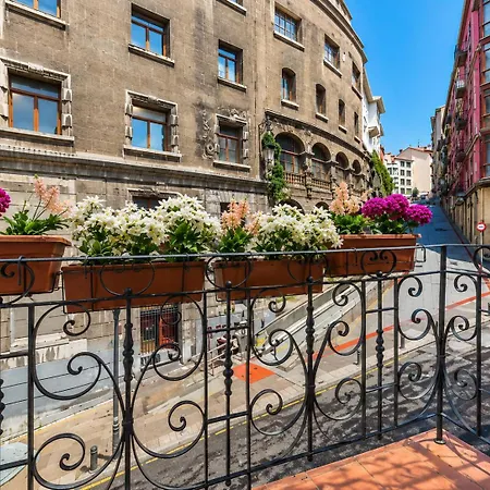 Exclusive Between Old Town & Guggenheim!! Private Parking Bilbao