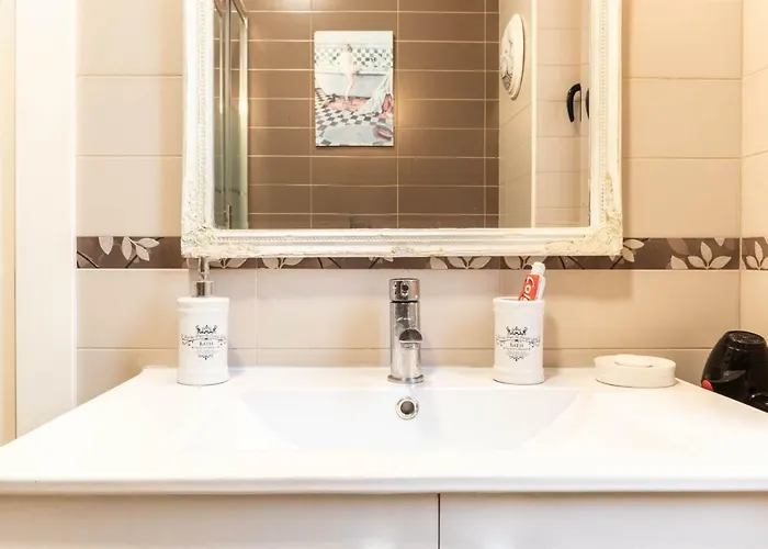 Between Old Town & Guggenheim!! Private Parking Μπιλμπάο