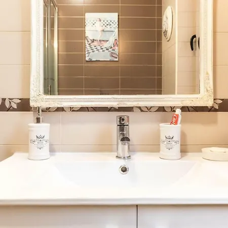 Between Old Town & Guggenheim!! Private Parking Bilbao