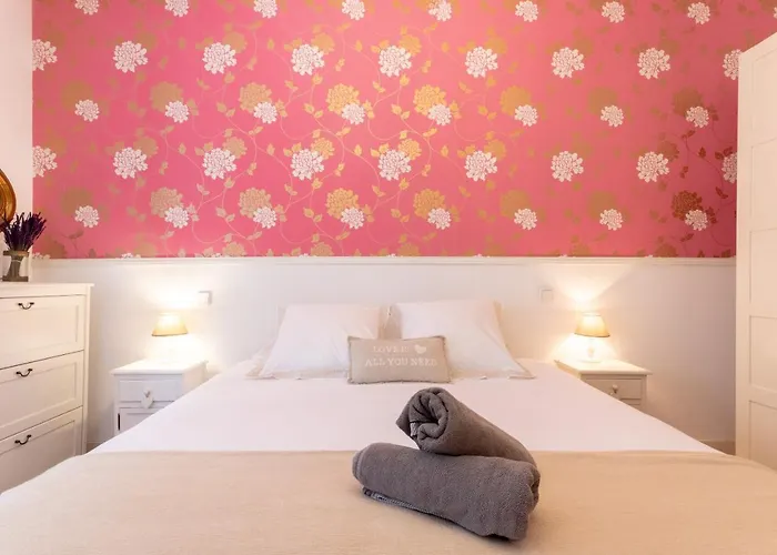 Between Old Town & Guggenheim!! Private Parking Apartman *