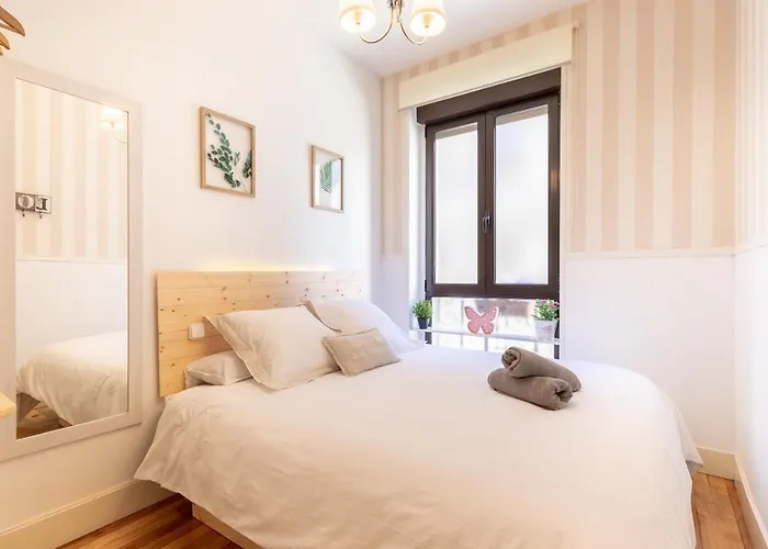 Between Old Town & Guggenheim!! Private Parking Apartman Bilbao